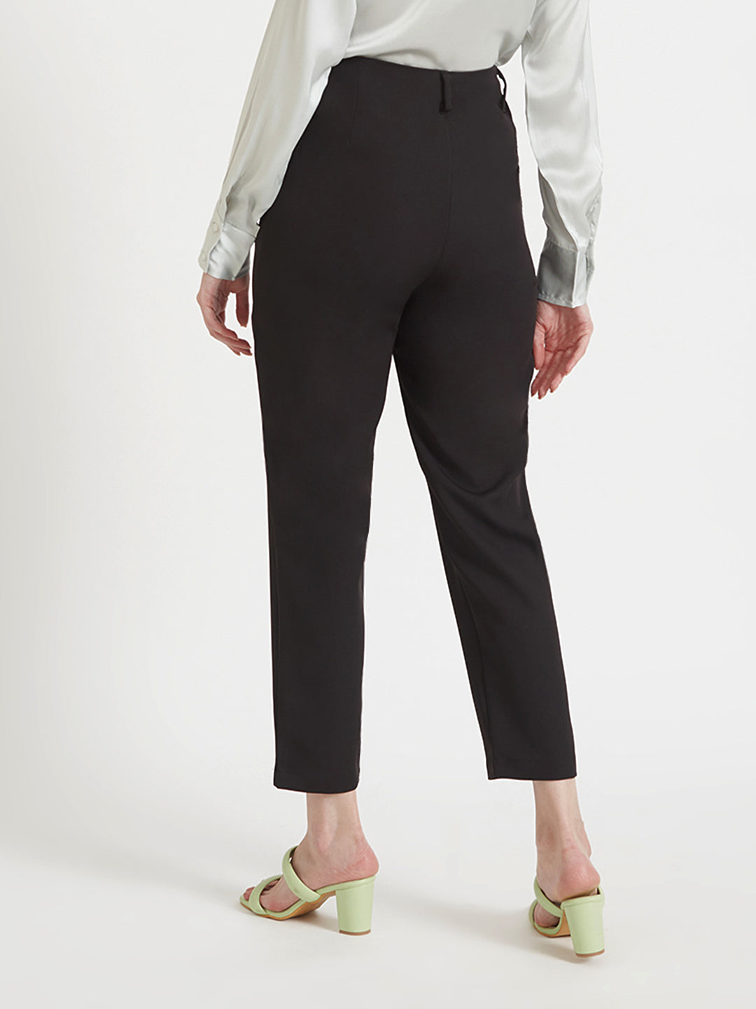 Women'S Luxury Banana Crepe Black Skin Fit Multi Pleated Trouser