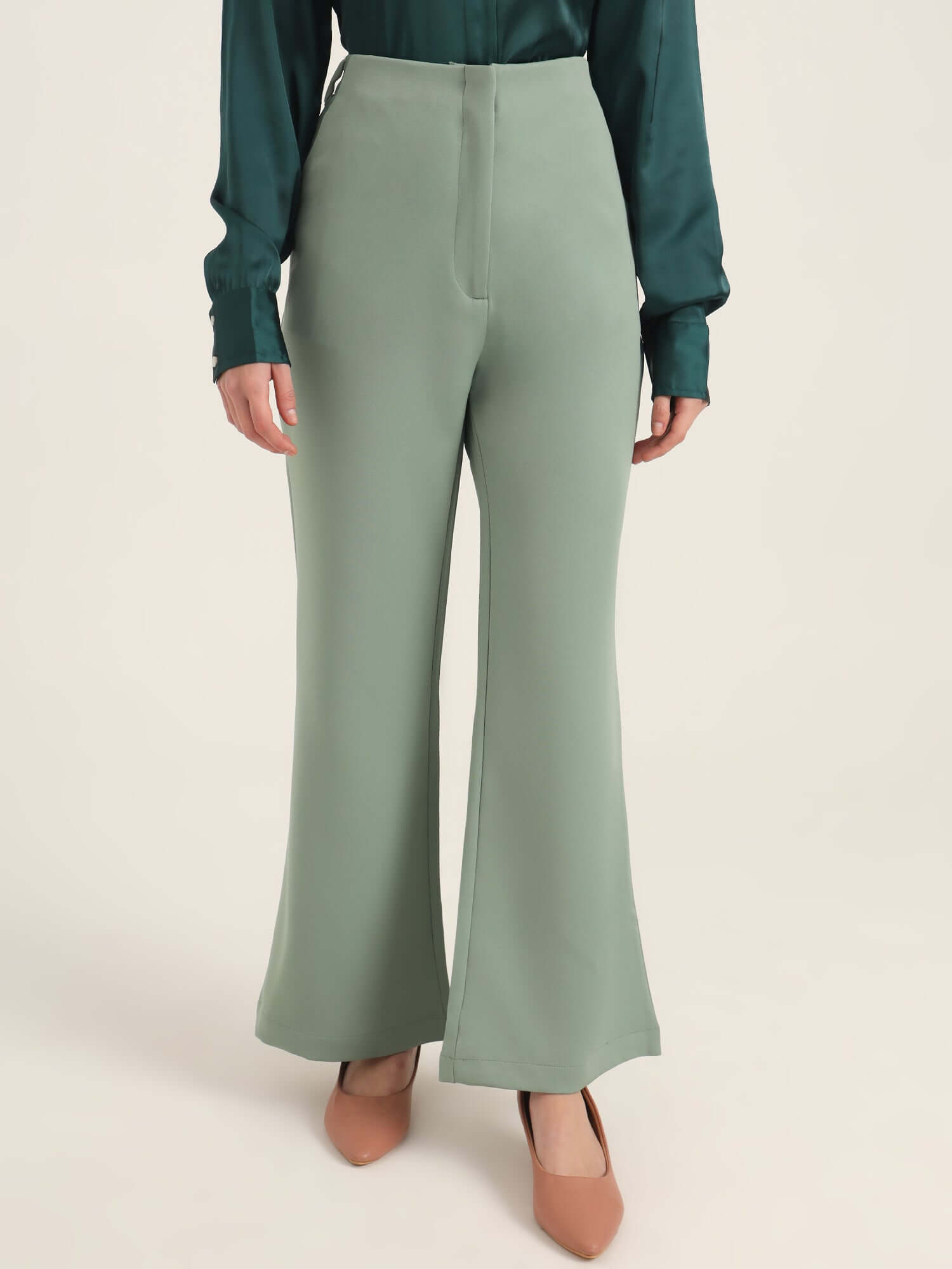 WOMEN'S LUXURY BANANA CREPE SAGE GREEN FLARED TROUSER WITH SLASH POCKET