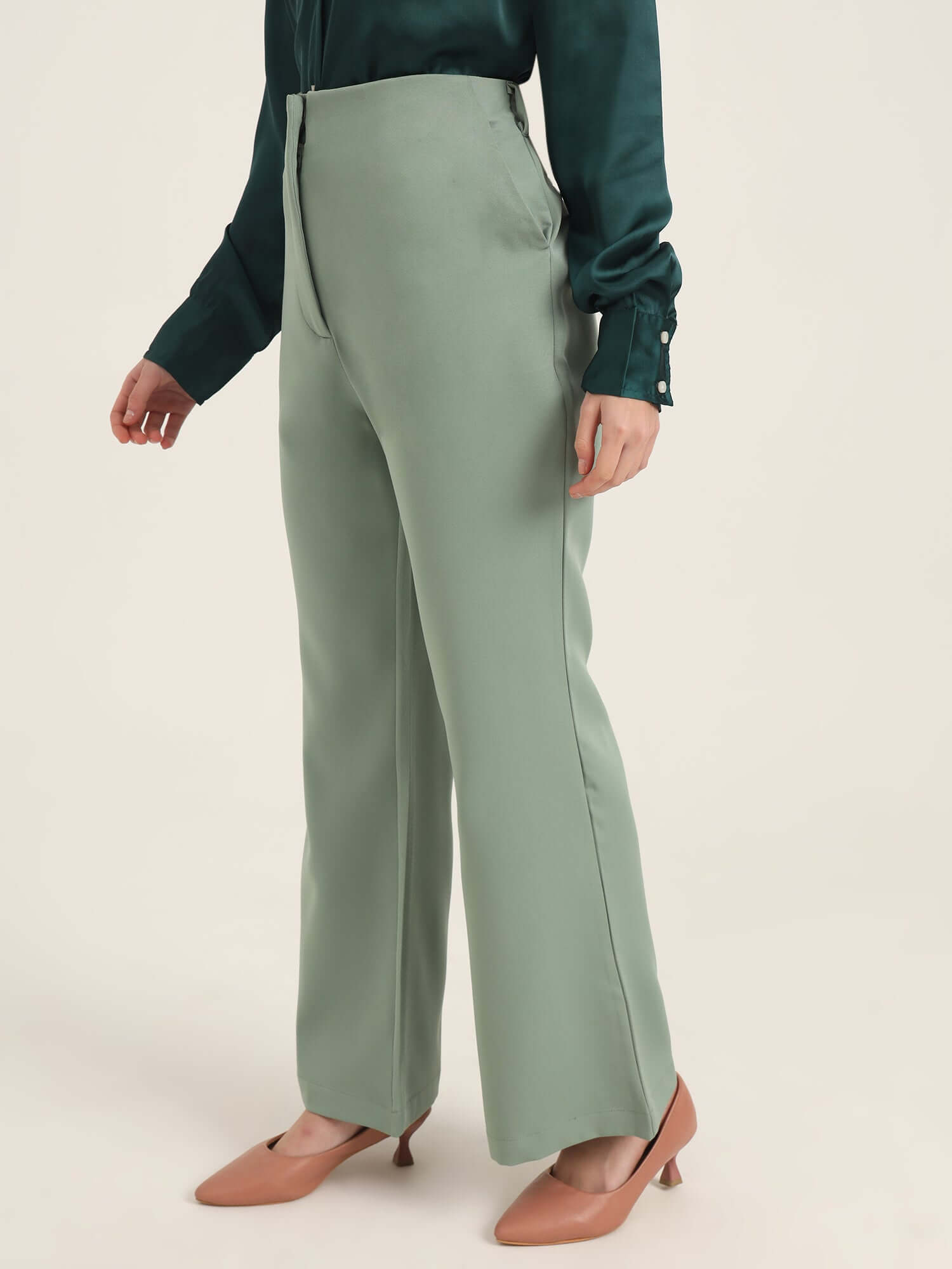 WOMEN'S LUXURY BANANA CREPE SAGE GREEN FLARED TROUSER WITH SLASH POCKET