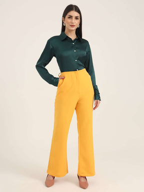 WOMEN'S LUXURY BANANA CREPE MANGO FLARED TROUSER WITH SLASH POCKET