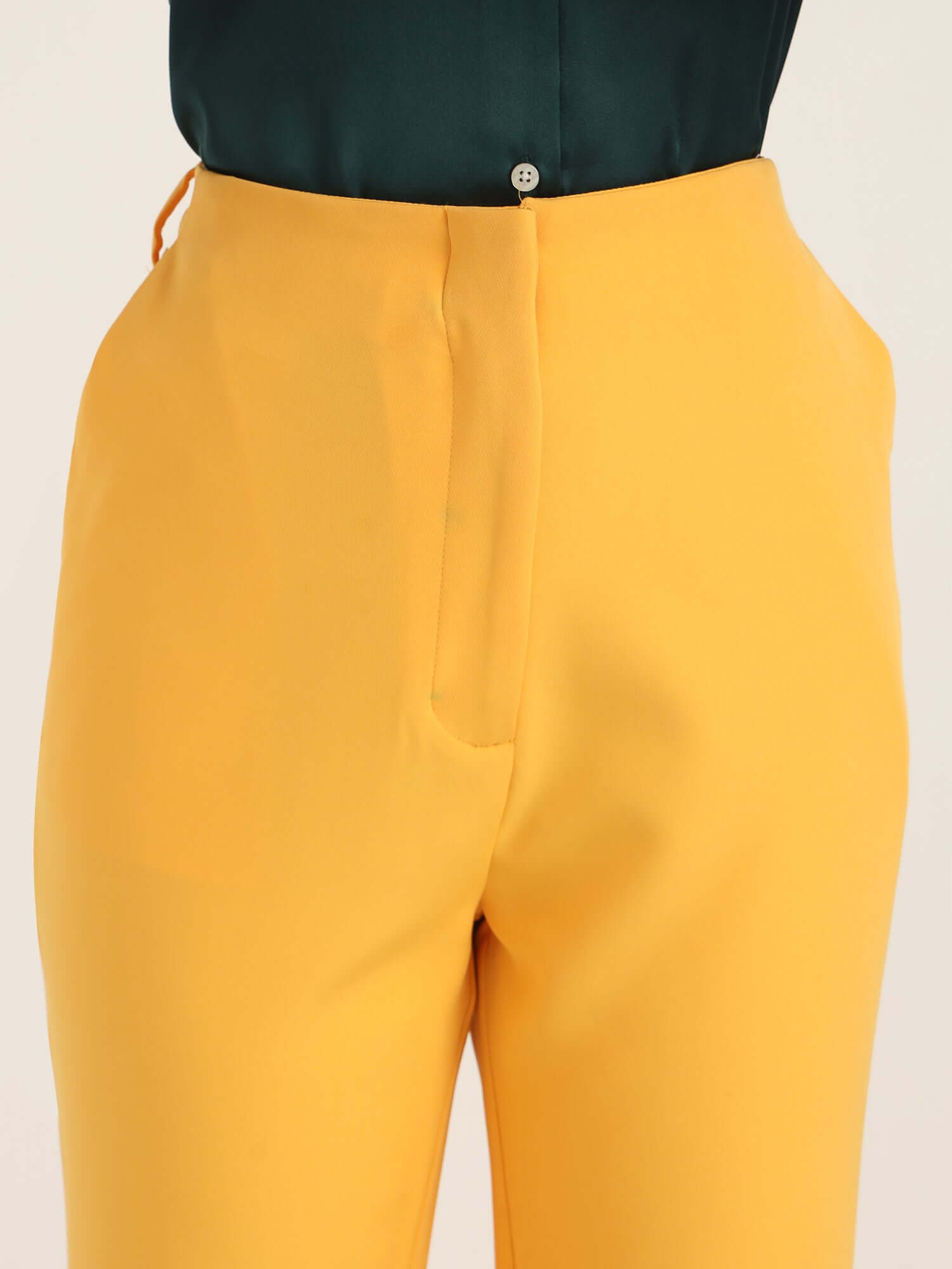 WOMEN'S LUXURY BANANA CREPE MANGO FLARED TROUSER WITH SLASH POCKET