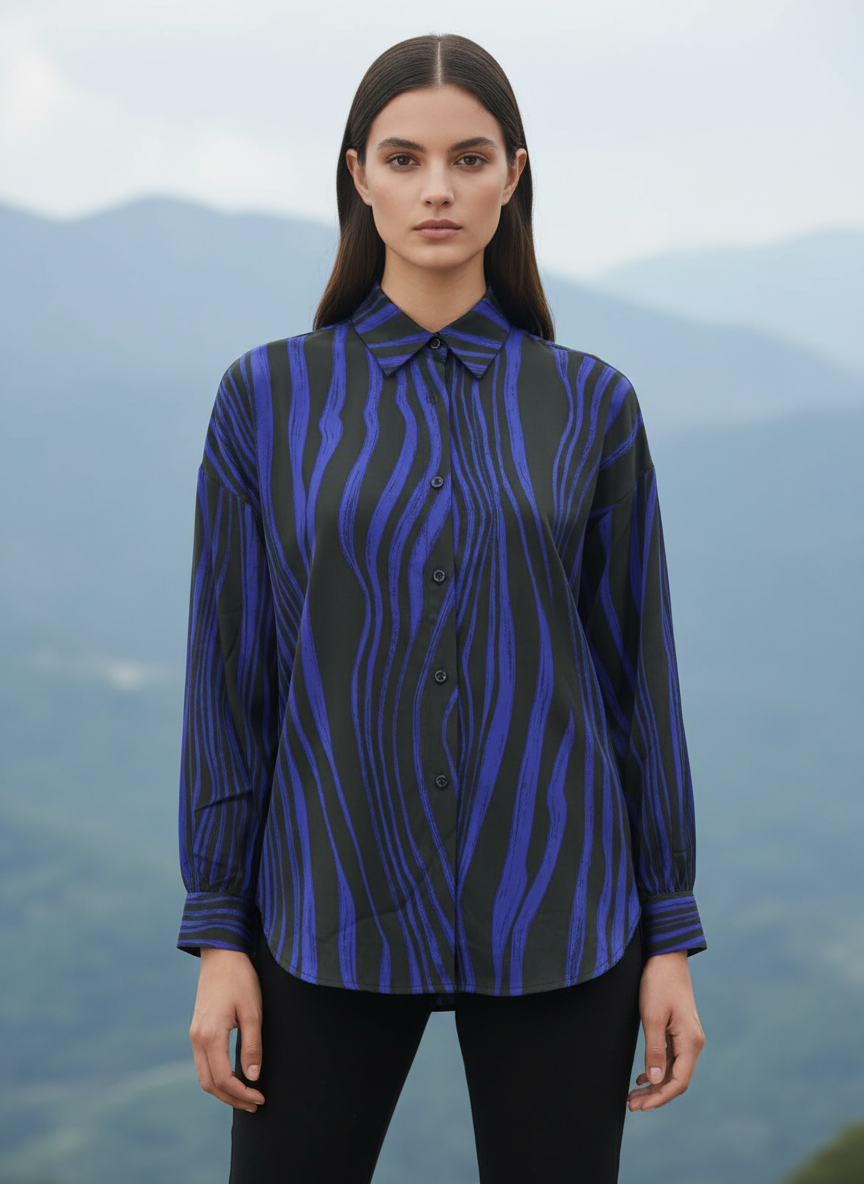 Women's Black & Blue Wavy Striped Oversized Shirt
