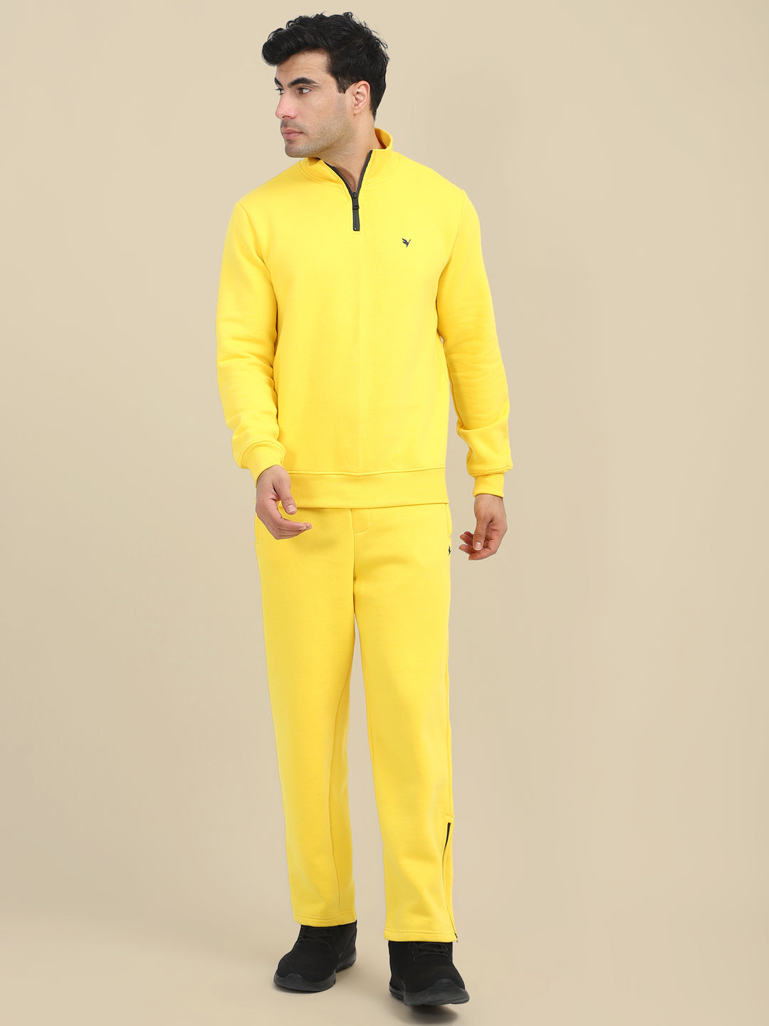 Amswan Men'S Yellow Cord Set: Half Zipper Sweatshirt & Sweatpants For Ultimate Comfort And Style