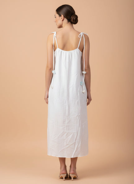 Elegant Floral Detail White A-Line Midi Dress