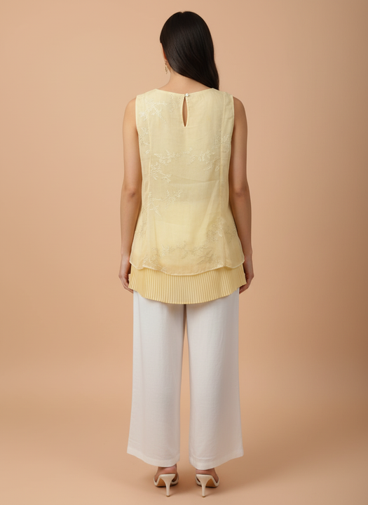 Elegant Layered Sleeveless Top with Maxi Skirt Set