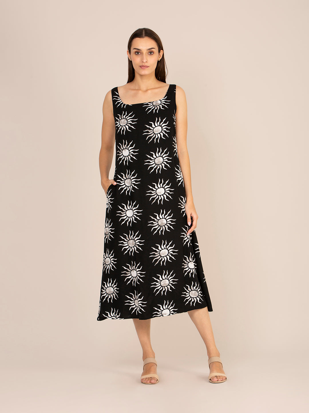 RAYON PRINTED SLEEVELESS FIT & FLARE MAXI DRESS