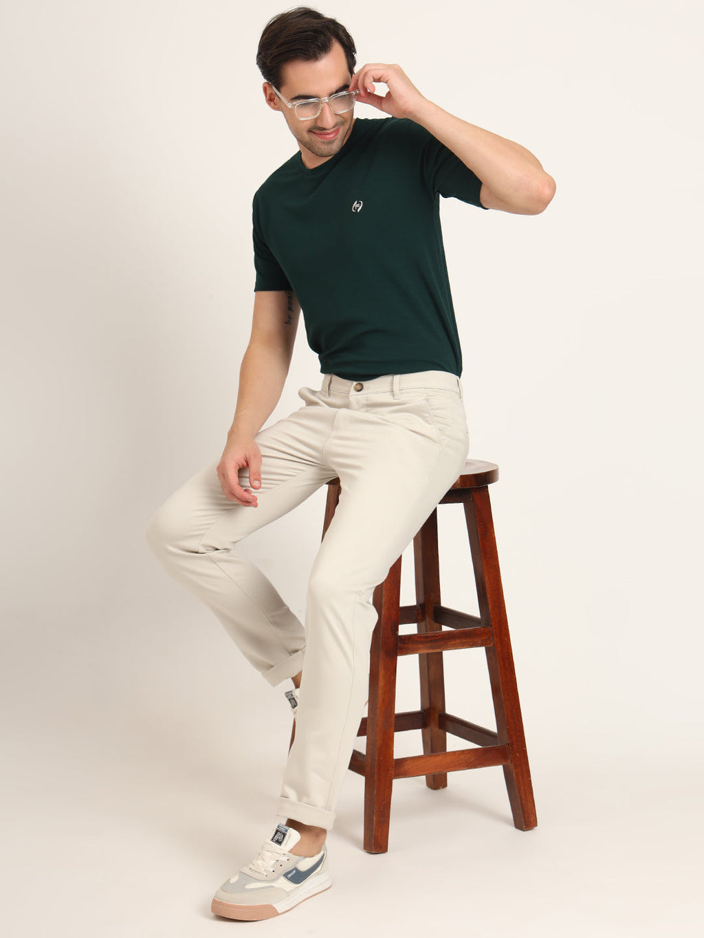 Premium Cotton Stretch Beige Solid Men'S Regular Fit Trouser