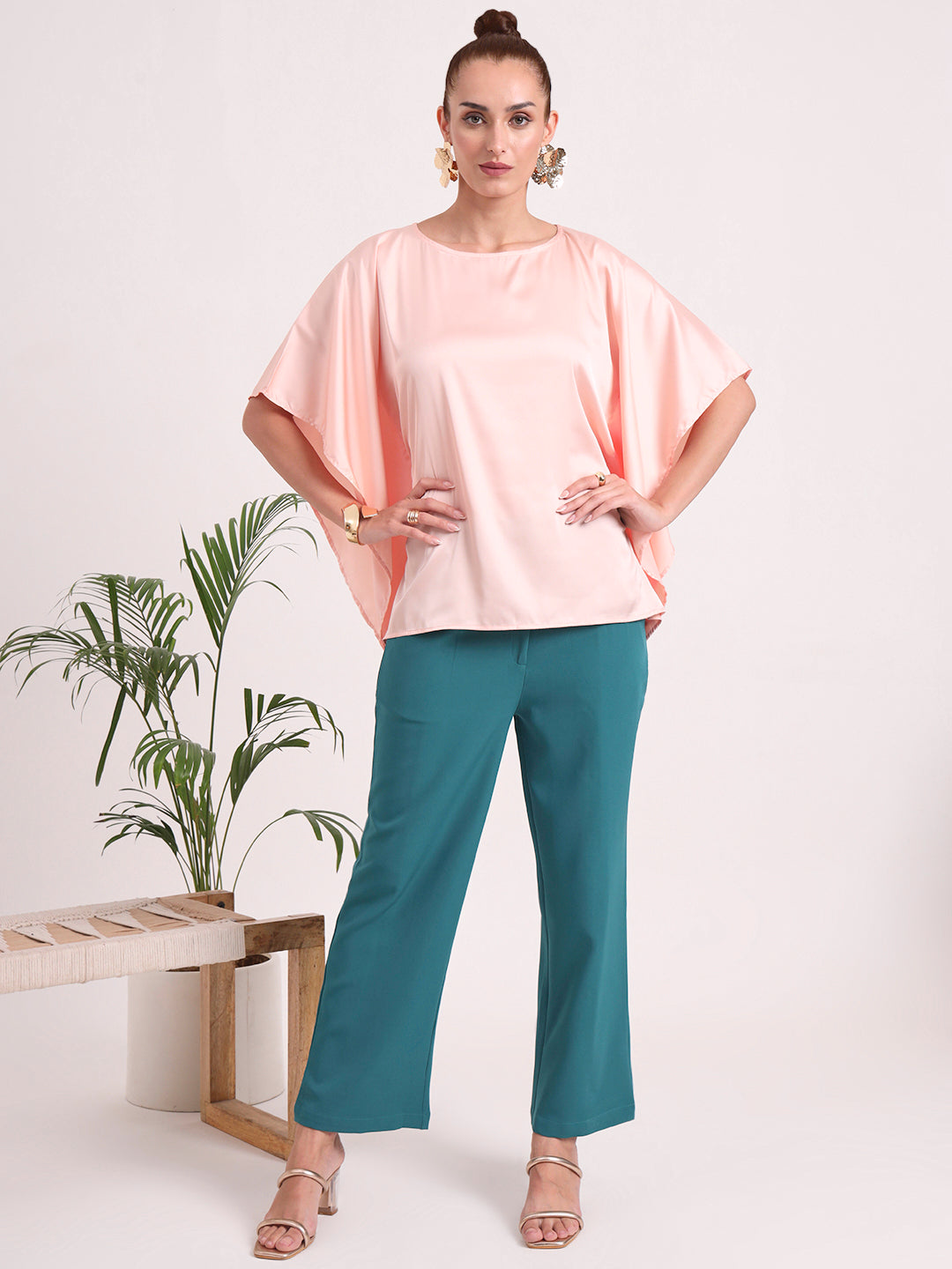 Women's European Satin Solid Baturing Sleeve Crepe