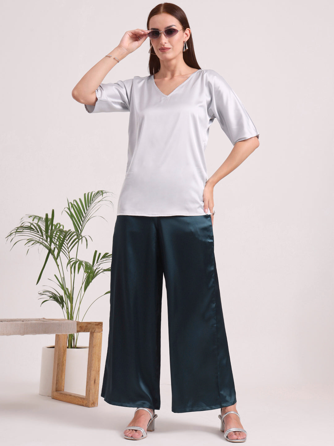 Women'S European Satin Regular Fit Flared Trouser