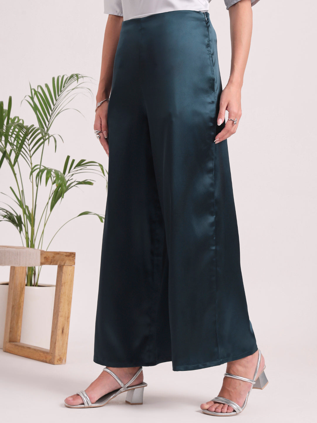Women'S European Satin Regular Fit Flared Trouser