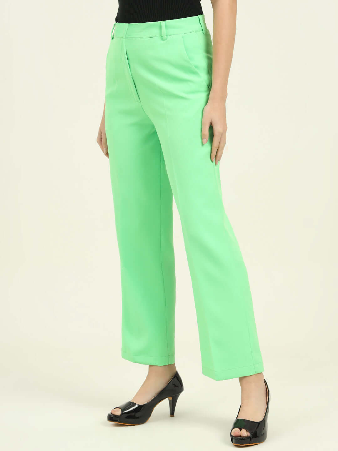 WOMEN'S LUXURY BANANA CREPE SCREAMIN GREEN STRAIGHT FIT FLAP POCKET TROUSER