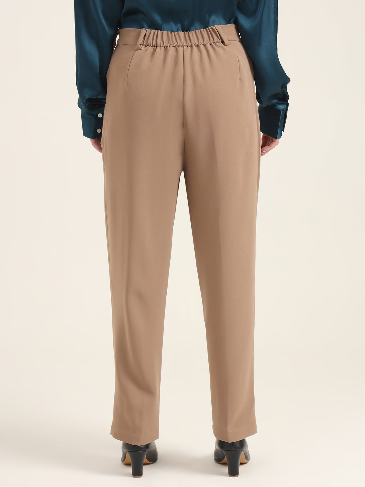 WOMEN'S LUXURY BANANA CREPE DARK BEIGE C PANT