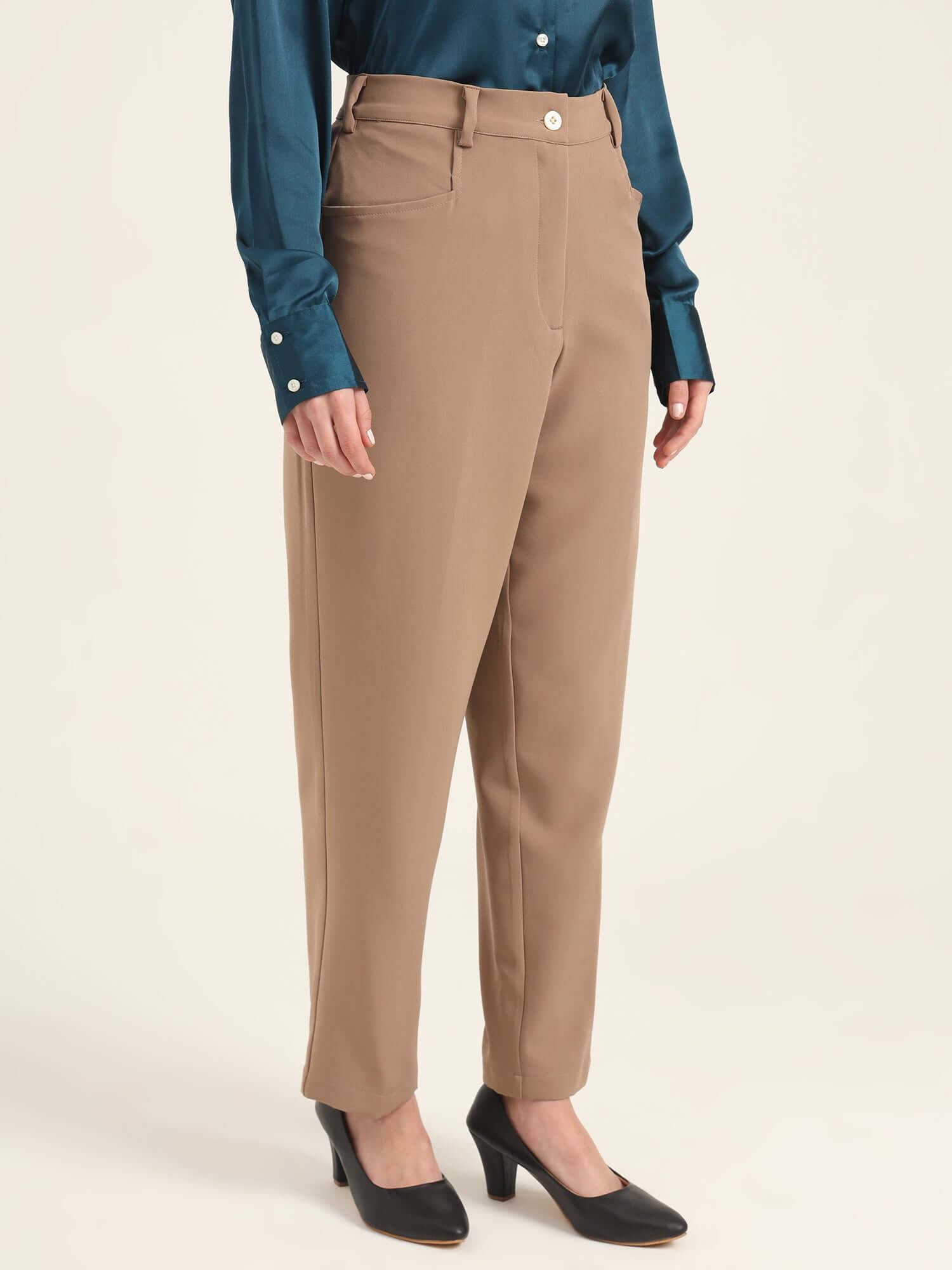 WOMEN'S LUXURY BANANA CREPE DARK BEIGE C PANT